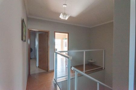 Casa à venda com 204m², 4 quartos e 3 vagasCorredor