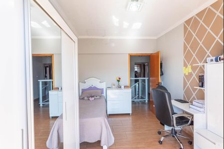 Casa à venda com 204m², 4 quartos e 3 vagasQuarto 1