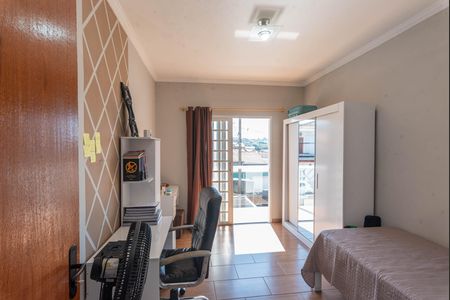 Casa à venda com 204m², 4 quartos e 3 vagasQuarto 1