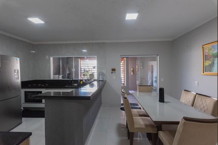 Casa à venda com 204m², 4 quartos e 3 vagasCozinha