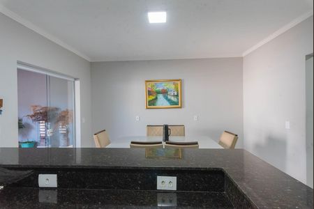 Casa à venda com 204m², 4 quartos e 3 vagasCozinha