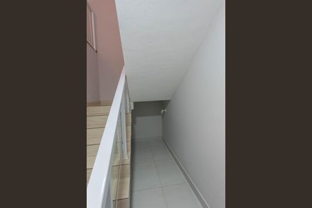 Casa à venda com 204m², 4 quartos e 3 vagasEscada