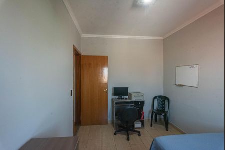 Casa à venda com 204m², 4 quartos e 3 vagasQuarto 3
