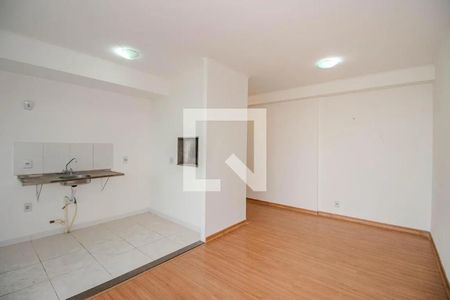 Cozinha de apartamento à venda com 3 quartos, 66m² em Farrapos, Porto Alegre