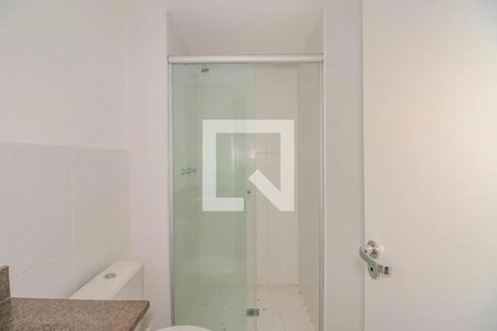 Banheiro de apartamento à venda com 3 quartos, 66m² em Farrapos, Porto Alegre