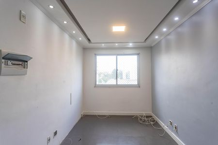 Sala  de apartamento à venda com 2 quartos, 47m² em Canhema, Diadema