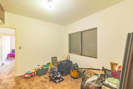 Casa à venda com 300m², 4 quartos e 2 vagas Casa à venda com 300m², 4 quartos e 2 vagasQuarto