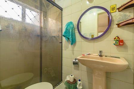 Casa à venda com 300m², 4 quartos e 2 vagas Casa à venda com 300m², 4 quartos e 2 vagasBanheiro da suíte