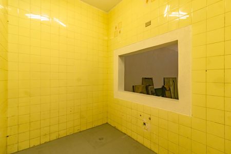 Casa à venda com 300m², 4 quartos e 2 vagas Casa à venda com 300m², 4 quartos e 2 vagasQuarto de serviço