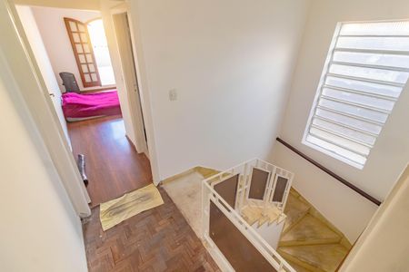 Corredor de casa à venda com 4 quartos, 300m² em Vila Imperio, São Paulo