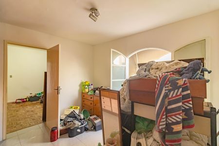 Casa à venda com 300m², 4 quartos e 2 vagas Casa à venda com 300m², 4 quartos e 2 vagasSuíte