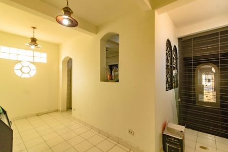 Casa à venda com 300m², 4 quartos e 2 vagas Casa à venda com 300m², 4 quartos e 2 vagasSala 3