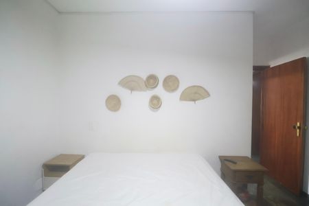 Apartamento para alugar com 236m², 3 quartos e 1 vaga Apartamento para alugar com 236m², 3 quartos e 1 vagaSuíte