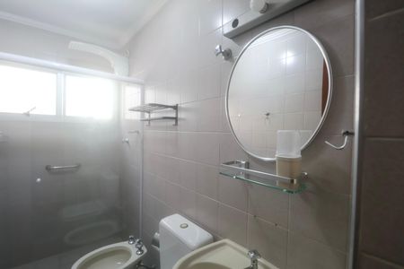 Apartamento para alugar com 236m², 3 quartos e 1 vaga Apartamento para alugar com 236m², 3 quartos e 1 vagaBanheiro Suíte