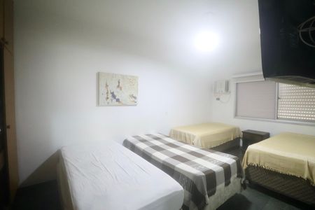 Apartamento para alugar com 236m², 3 quartos e 1 vaga Apartamento para alugar com 236m², 3 quartos e 1 vagaQuarto