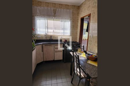 Apartamento à venda com 60m², 2 quartos e 1 vaga Apartamento à venda com 60m², 2 quartos e 1 vagaCozinha