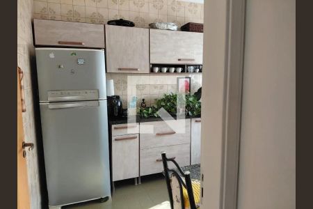 Apartamento à venda com 60m², 2 quartos e 1 vaga Apartamento à venda com 60m², 2 quartos e 1 vagaCozinha