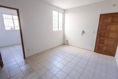 sala de apartamento à venda com 2 quartos, 40m² em Jaqueline, Belo Horizonte