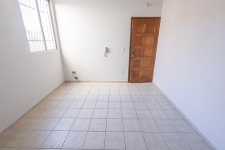 sala de apartamento à venda com 2 quartos, 40m² em Jaqueline, Belo Horizonte