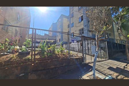 Fachada / Placa G: FLRR 81 de apartamento à venda com 2 quartos, 40m² em Jaqueline, Belo Horizonte
