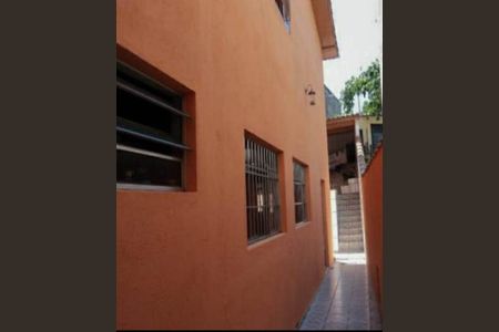Foto 02 de casa à venda com 2 quartos, 300m² em Jardim Eliane, São Paulo