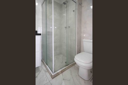 Apartamento à venda com 45m², 2 quartos e 1 vaga Apartamento à venda com 45m², 2 quartos e 1 vagaBanheiro