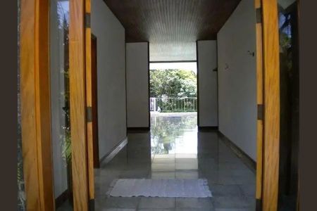 Casa à venda com 4 quartos, 830m² em Retiro Morumbi, São Paulo