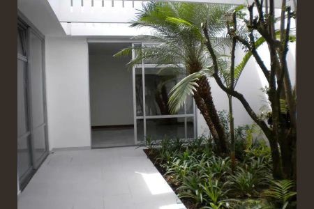 Casa à venda com 4 quartos, 830m² em Retiro Morumbi, São Paulo