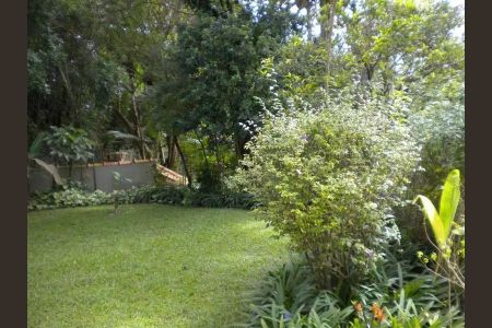Casa à venda com 4 quartos, 830m² em Retiro Morumbi, São Paulo