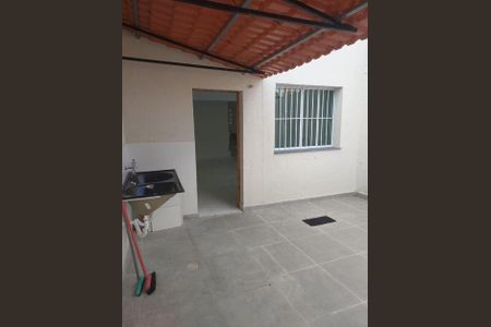 Casa à venda com 2 quartos, 108m² em Vila Eldizia, Santo André
