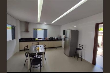 Foto 02 de casa à venda com 4 quartos, 226m² em Colônia Agrícola Samambaia, Brasília