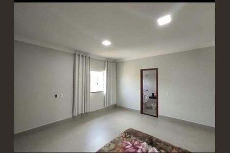 Casa à venda com 226m², 4 quartos e 6 vagas Casa à venda com 226m², 4 quartos e 6 vagasFoto 10