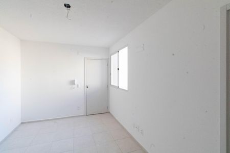 Sala de apartamento para alugar com 2 quartos, 44m² em Campo Grande, Rio de Janeiro