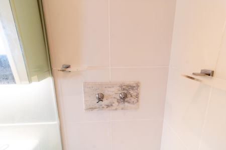 Studio para alugar com 47m², 1 quarto e 1 vaga Studio para alugar com 47m², 1 quarto e 1 vagaBanheiro social
