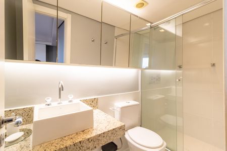 Studio para alugar com 47m², 1 quarto e 1 vaga Studio para alugar com 47m², 1 quarto e 1 vagaBanheiro social