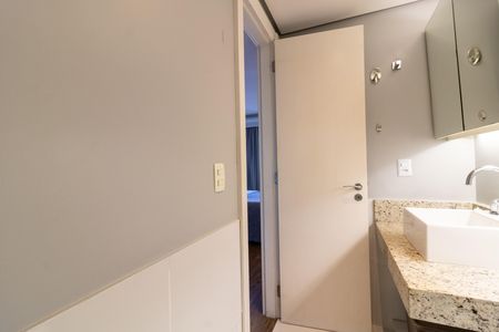 Studio para alugar com 47m², 1 quarto e 1 vaga Studio para alugar com 47m², 1 quarto e 1 vagaBanheiro social