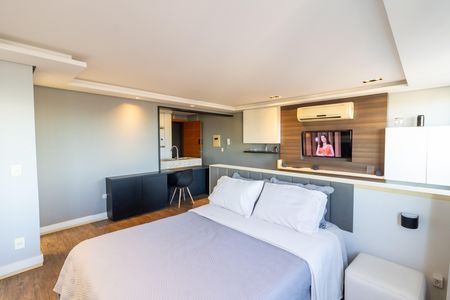 Studio para alugar com 47m², 1 quarto e 1 vaga Studio para alugar com 47m², 1 quarto e 1 vagaStudio