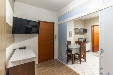 Apartamento à venda com 44m², 1 quarto e sem vaga Apartamento à venda com 44m², 1 quarto e sem vagaSala