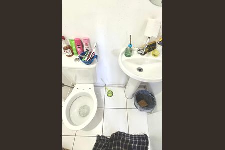 Apartamento à venda com 32m², 2 quartos e sem vaga Apartamento à venda com 32m², 2 quartos e sem vagaBanheiro