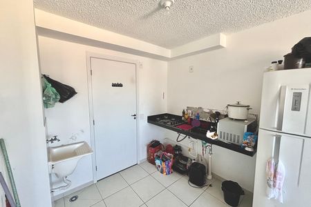 Apartamento à venda com 32m², 2 quartos e sem vaga Apartamento à venda com 32m², 2 quartos e sem vagaSala/Cozinha