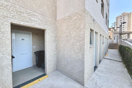 Apartamento à venda com 32m², 2 quartos e sem vaga Apartamento à venda com 32m², 2 quartos e sem vagaÁrea comum