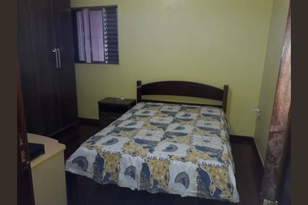 DORMITORIO de casa à venda com 4 quartos, 196m² em Bela Vista, Osasco