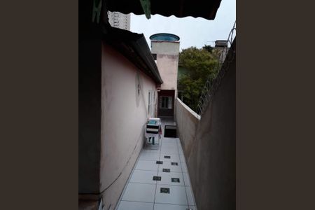 CORREDOR EXTERNO de casa à venda com 4 quartos, 196m² em Bela Vista, Osasco