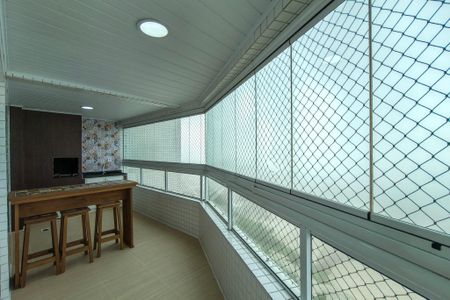 Apartamento para alugar com 87m², 2 quartos e 1 vaga Apartamento para alugar com 87m², 2 quartos e 1 vagaSacada