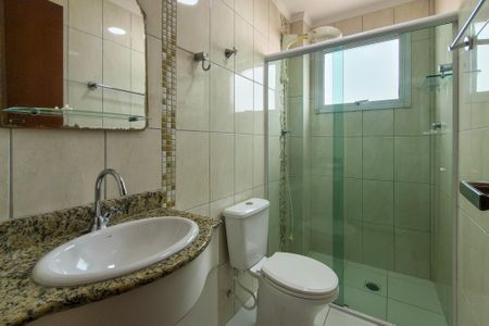 Banheiro  de apartamento para alugar com 2 quartos, 87m² em Vila Caiçara, Praia Grande
