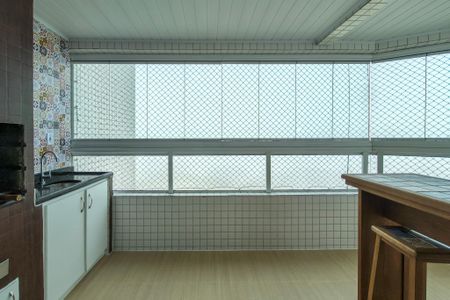 Apartamento para alugar com 87m², 2 quartos e 1 vaga Apartamento para alugar com 87m², 2 quartos e 1 vagaSacada