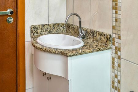 Apartamento para alugar com 87m², 2 quartos e 1 vaga Apartamento para alugar com 87m², 2 quartos e 1 vagaBanheiro