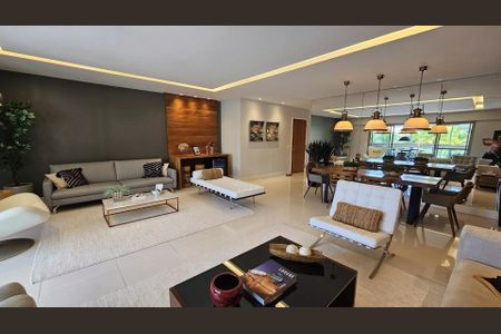 Apartamento à venda com 260m², 4 quartos e 3 vagas
