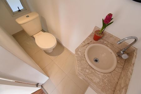 Casa de condomínio para alugar com 114m², 3 quartos e 2 vagasLavabo