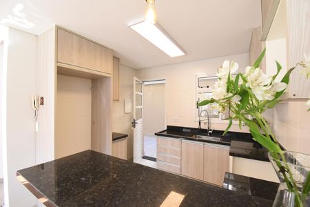 Casa de condomínio para alugar com 114m², 3 quartos e 2 vagasCozinha